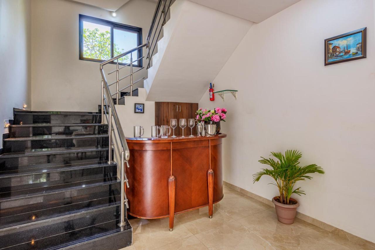 Saffronstays Lakeview Nivara - Farm Stay Villa With Private Pool Near Pune Exteriör bild