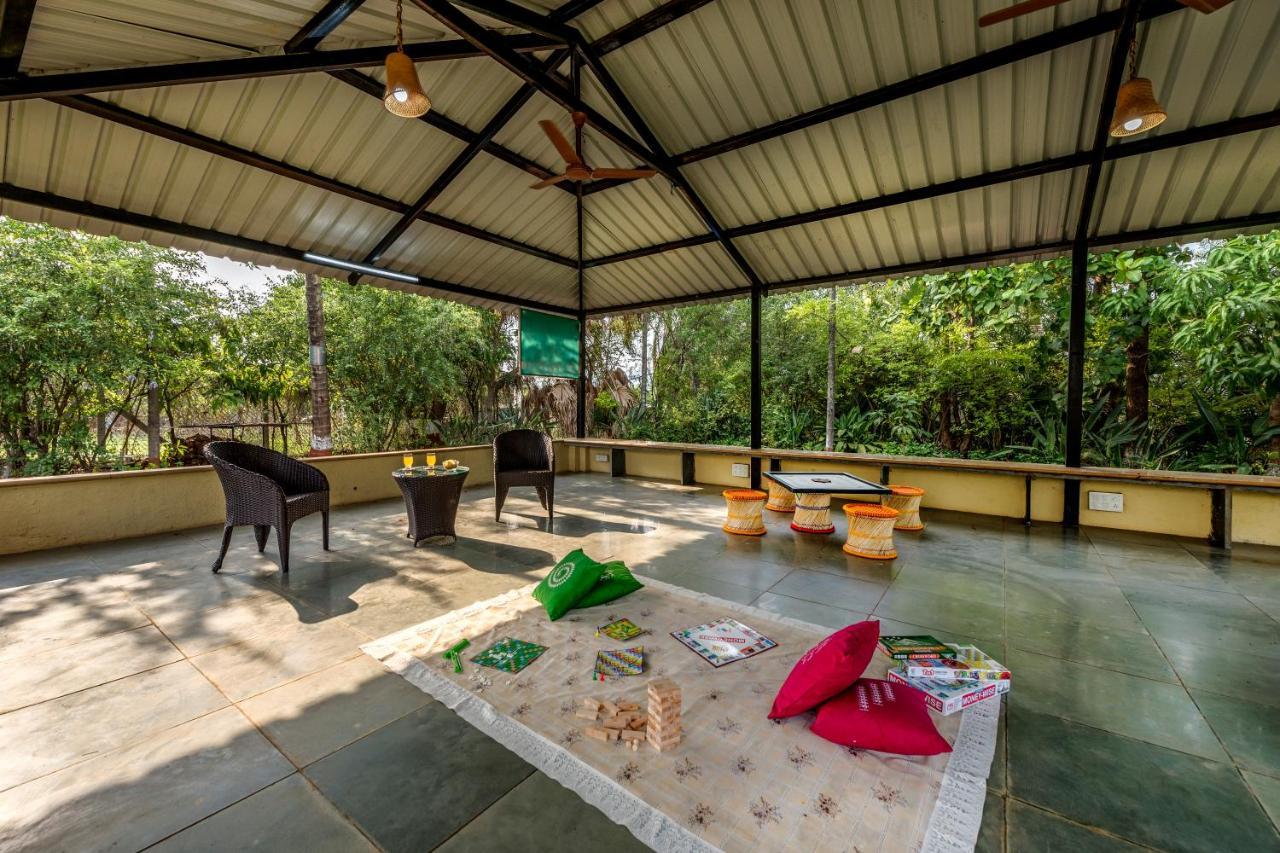 Saffronstays Lakeview Nivara - Farm Stay Villa With Private Pool Near Pune Exteriör bild