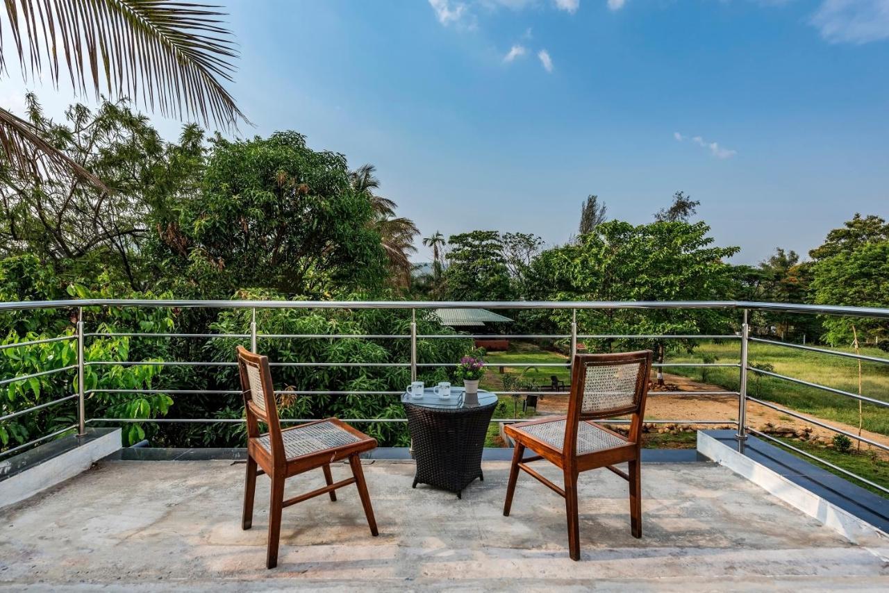 Saffronstays Lakeview Nivara - Farm Stay Villa With Private Pool Near Pune Exteriör bild